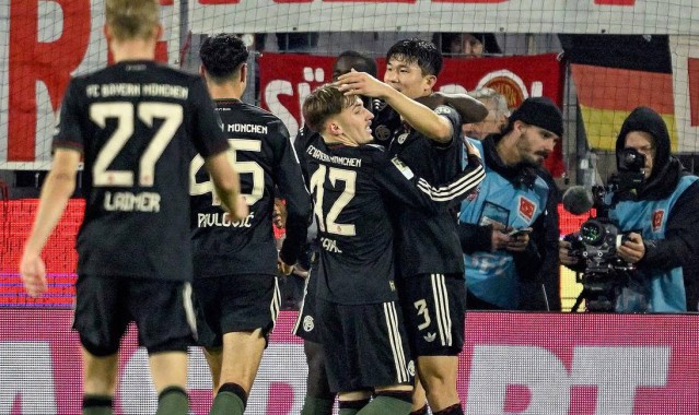 逆转精彩！中超旧将破门助拜仁不败夺冠，稳居德甲榜首