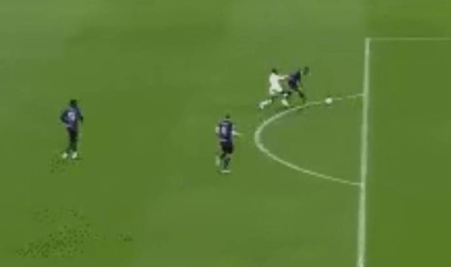 明着黑！意甲争议判罚引众怒，国米到手3分被吹没，球迷：为保争冠悬念无所不用其极