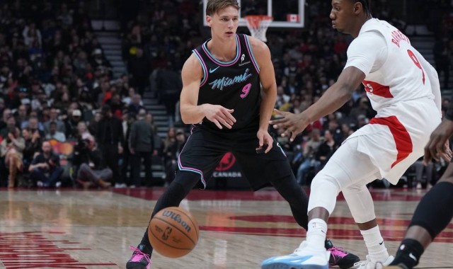 维金斯24分英格拉姆23分 热火不敌猛龙