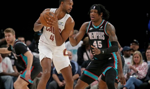 莫布利24分施罗德22+11 骑士逆转灰熊3连胜