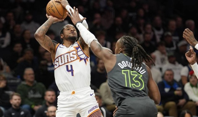 兰德尔32分布克空砍34分 森林狼胜太阳